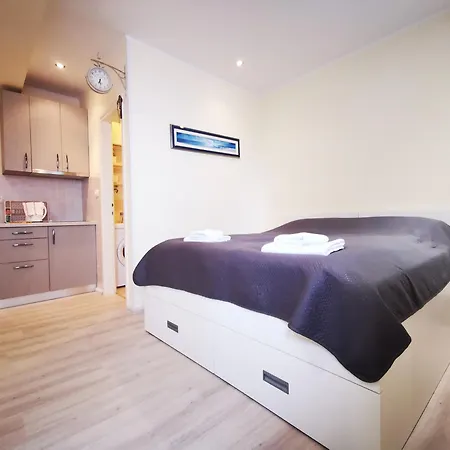 公寓 Meressa Nina&leo *